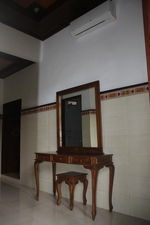 Dewi Antara Gasthuis *
